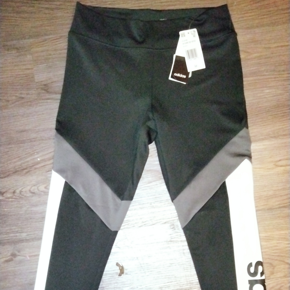 NWTs Adidas* Leggings